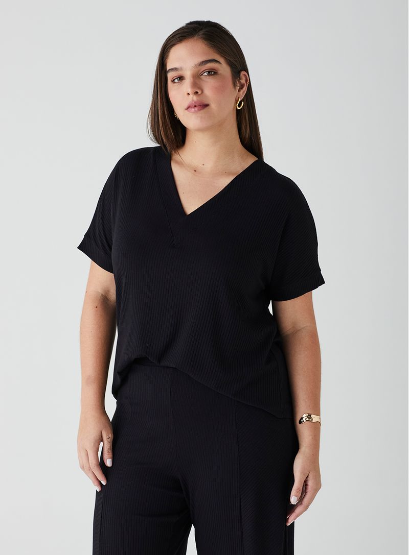blusa-decote-v-ampla-21551-super-black--2-