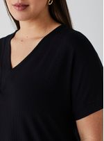 blusa-decote-v-ampla-21551-super-black--1-